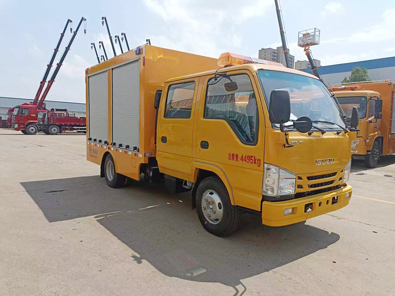 五十鈴雙排藍(lán)牌1000方救險車(chē)（便攜）