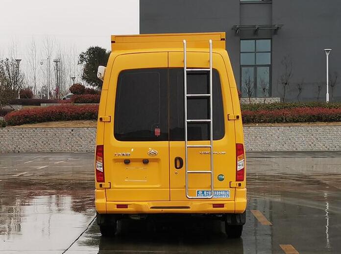 上(shàng)汽大(dà)通(tōng)V80國(guó)六指揮車(chē)