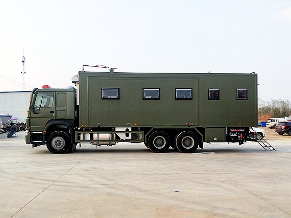 宿營車(chē)滿足8-28人(rén)野外(wài)住宿配置齊全