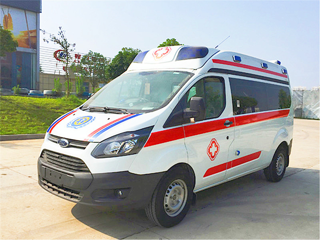 福特全順V362汽油版ABS一(yī)體(tǐ)化(huà)內(nèi)飾救護車(chē)