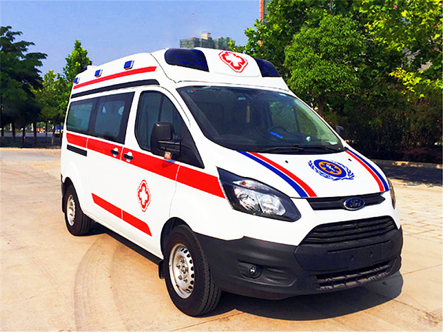 福特全順V362汽油版ABS一(yī)體(tǐ)化(huà)內(nèi)飾救護車(chē)