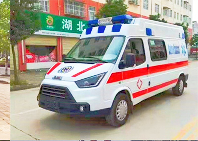 江鈴特順長(cháng)軸高(gāo)頂柴油版救護車(chē)