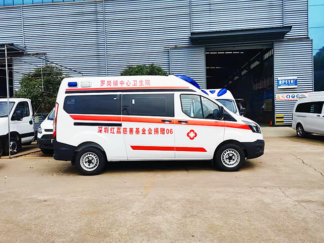 福特V362中軸自(zì)動檔救護車(chē)