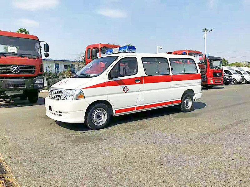 金(jīn)杯新快(kuài)運救護車(chē)