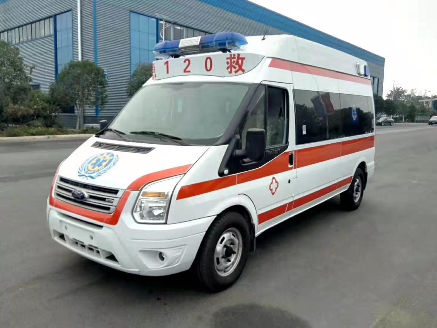 福特V348長(cháng)軸中頂監護型救護車(chē)